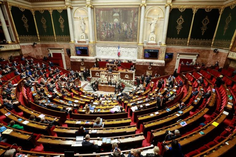 Coronavirus: un député LR et un salarié de l’Assemblée nationale infectés, un autre cas suspect