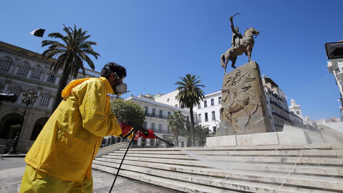 Coronavirus : Alger prolonge ses strictes mesures de confinement