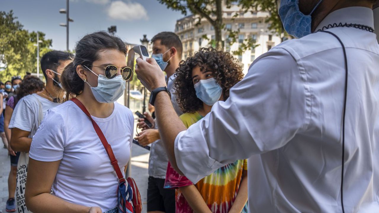 La Catalogne reconfine 200.000 personnes face à une reprise de l'épidémie de coronavirus