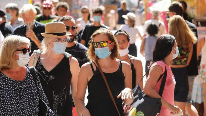 Coronavirus: l’Italie ferme les discos et impose le masque le soir