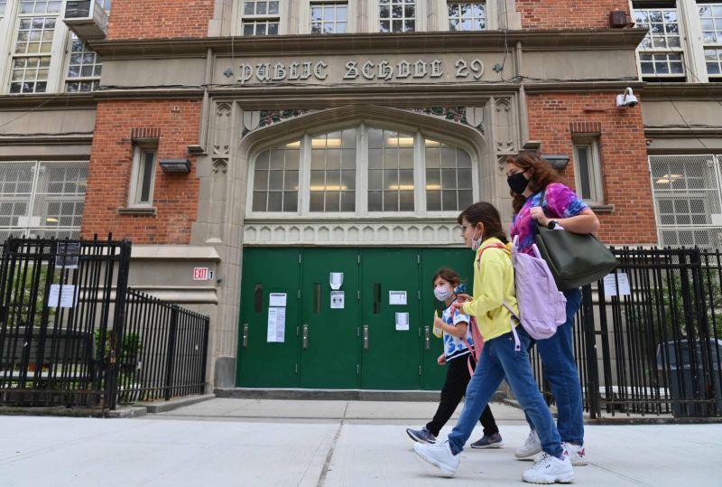 Coronavirus : New York referme ses écoles