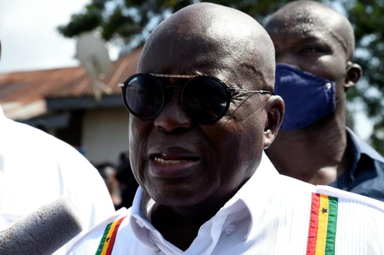 Ghana: le président sortant réélu, l’opposition rejette les résultats