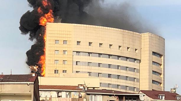 Turquie : un incendie dans la zone COVID-19 d’un hôpital fait dix morts