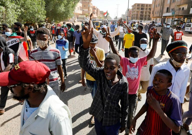 Soudan : des milliers de manifestants en colère au deuxième anniversaire de la révolte