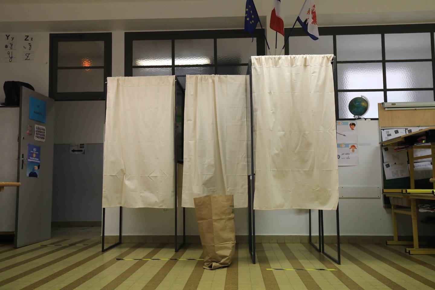 A Marseille, des bureaux de vote fermés faute d’assesseurs