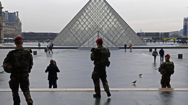 L’assaillant des militaires au Carrousel du Louvre condamné à 30 ans de prison