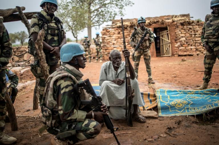 Mali : Une cinquantaine de civils tués par des djihadistes présumés