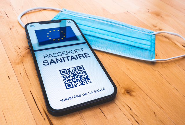 France : le passeport sanitaire autorisé jusqu’en juillet 2022