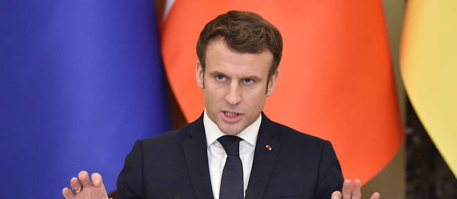 Pour Emmanuel Macron, il existe des "solutions concrètes" à la crise ukrainienne