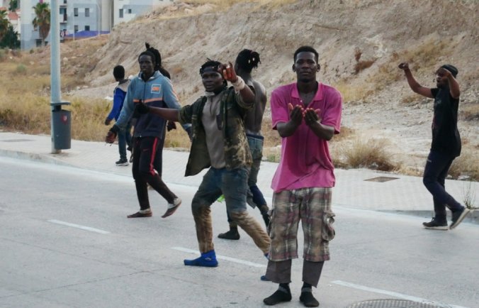 Entrée massive de migrants dans l’enclave de Melilla