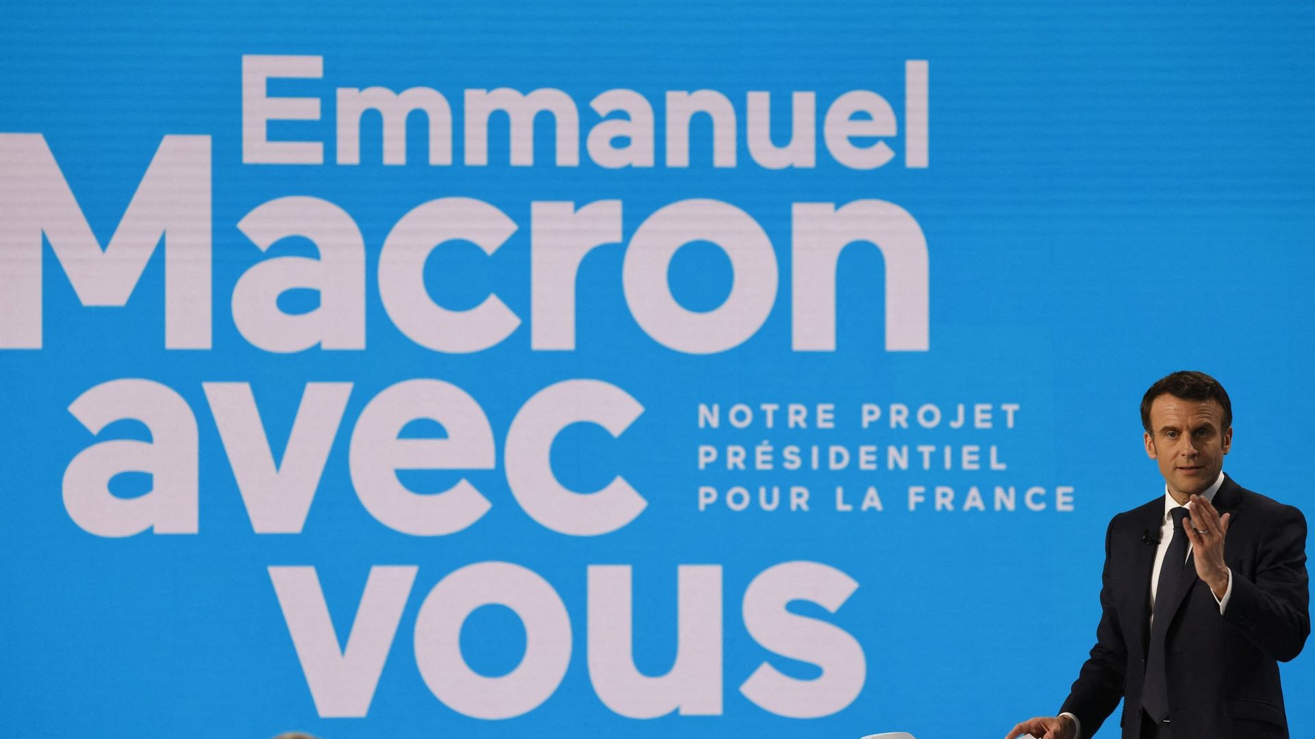 Présidentielle - Le candidat Emmanuel Macron veut une France "plus indépendante" face au "retour des crises"