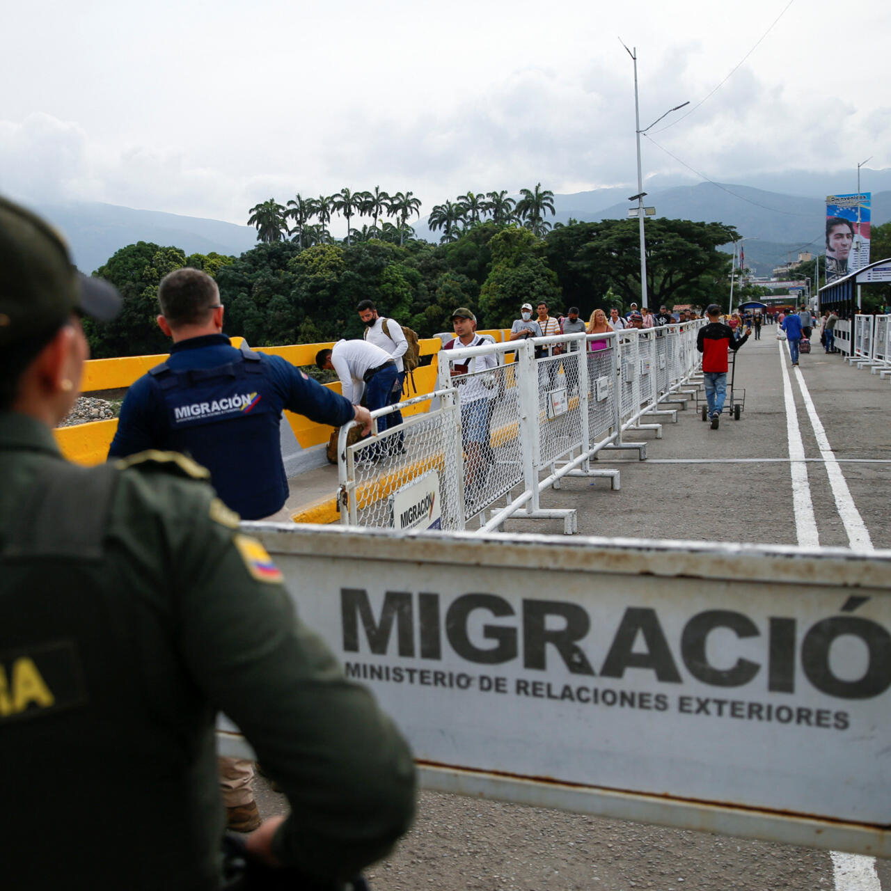 Caracas et Bogota achèvent la réouverture de leur frontière commune