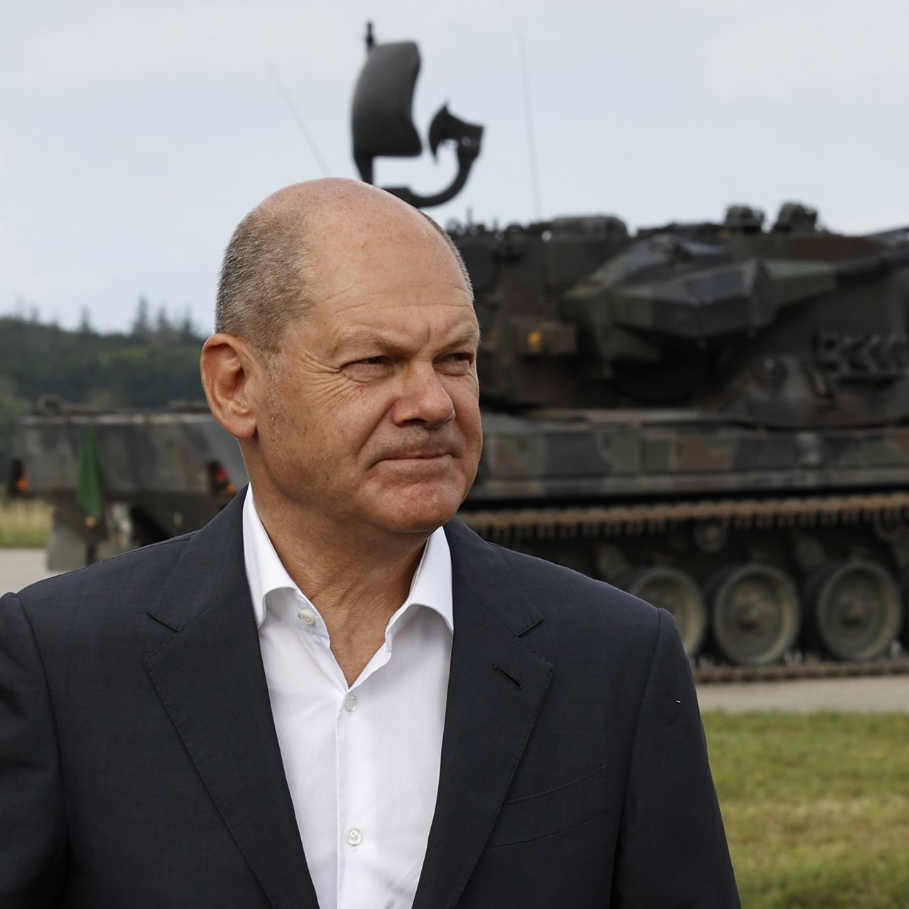 Char Leopard à l'Ukraine : le chancelier Olaf Scholz a fini par craquer