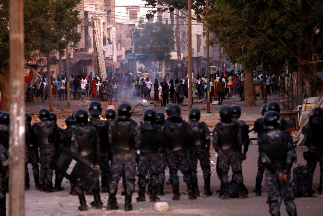 Senegal - Violent crackdown on opposition, dissent (Human Rights Watch)