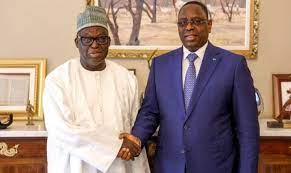 Macky Sall (d) avec Moustapha Niasse, chef de l'AFP