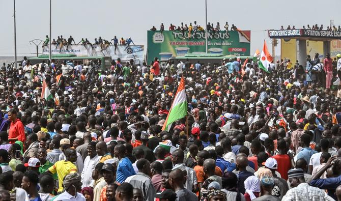 Niger - Plusieurs milliers de manifestants réclament encore le départ des soldats français