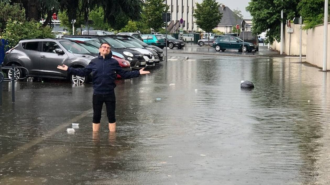 L’ouest de la France touché par un violent orage, la ville d’Angers en partie inondée