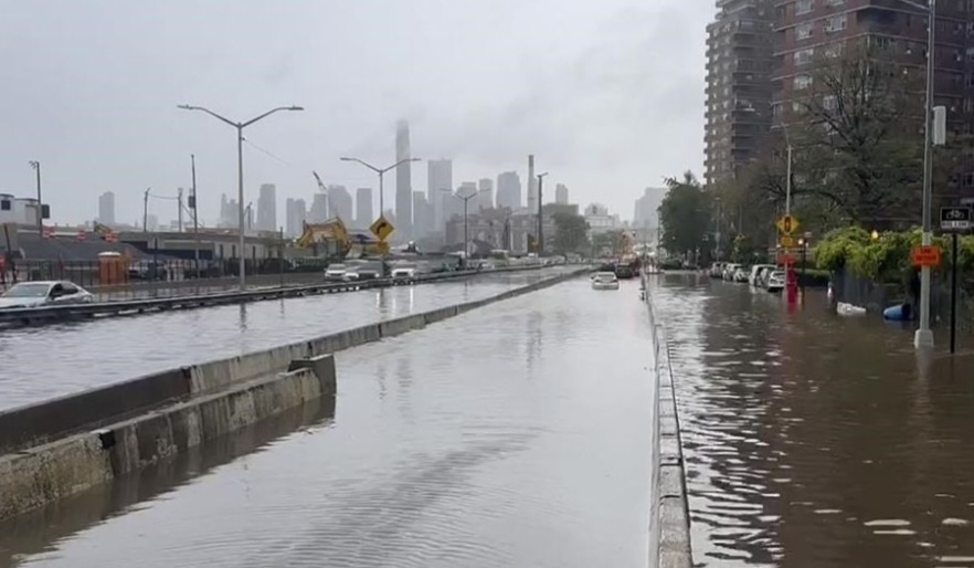 État d'urgence à New York à la suite de spectaculaires inondations