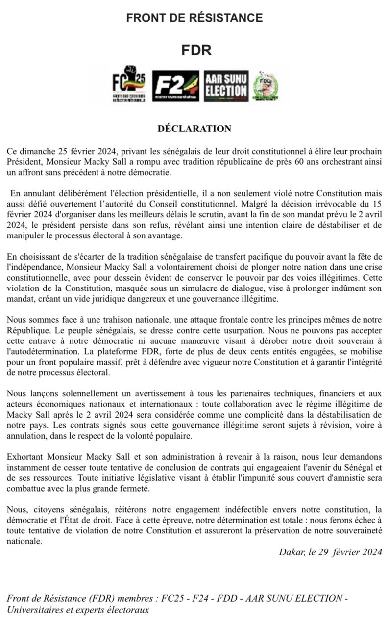 Le  Front de résistance: « Nous sommes face à une trahison nationale, une attaque frontale contre (...) la République »