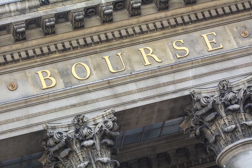 La Bourse de Paris termine en hausse, satisfaite des données chinoises et américaines