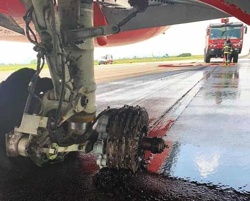 Nigeria : grosse frayeur pour les passagers d'un Boeing 737, les pneus de l'avion éclatent au décollage