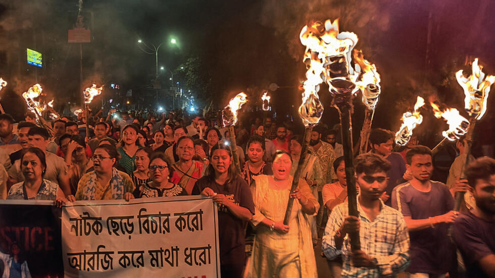 En Inde, la colère des soignants monte après le viol et le meurtre d'une médecin