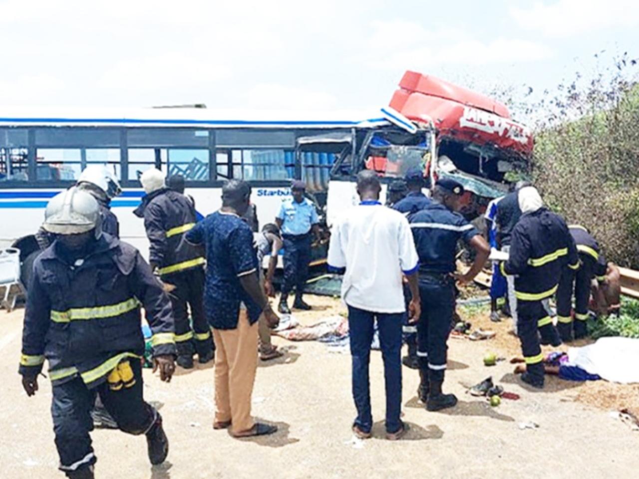 Côte d’Ivoire - Au moins 13 morts après une collision entre un autocar et un camion-citerne