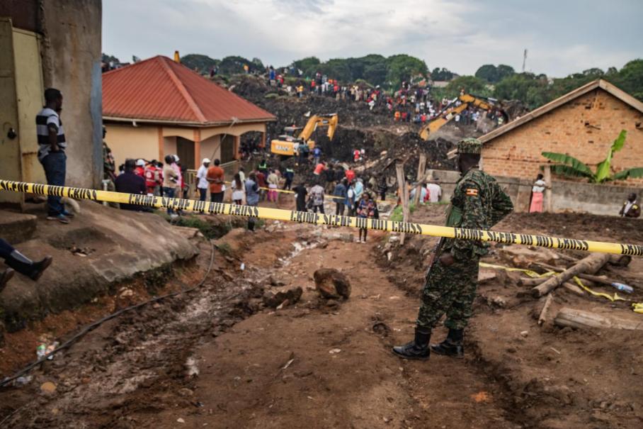 Ouganda : Trois personnes inculpées après l’effondrement d’une décharge