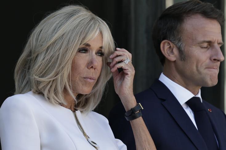 Quatre hommes seront jugés après une plainte de Brigitte Macron pour un cyberharcèlement sexiste