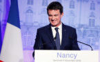 Valls gagne des points après le renoncement de Hollande