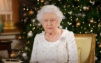 Royaume-Uni: pour Noël, la reine Elizabeth II rend hommage aux victimes des attentats