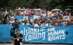 Des milliers de personnes manifestent à Helsinki avant le sommet Trump-Poutine