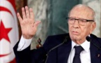 Le président tunisien hospitalisé dans un état "très critique"