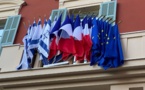 Nice : Environ 200 personnes réunies devant la mairie pour exiger le retrait du drapeau israélien accroché à la façade