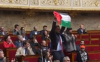 France: Le député LFI Delogu exclu de l’Assemblée Nationale pour 15 jours après avoir brandi un drapeau Palestinien