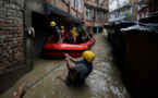 Au moins 148 morts et 59 disparus dans les inondations au Népal