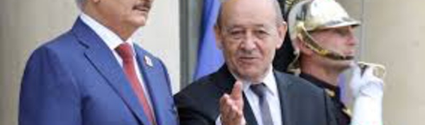 Le Drian justifie le soutien français à Haftar contre le terrorisme