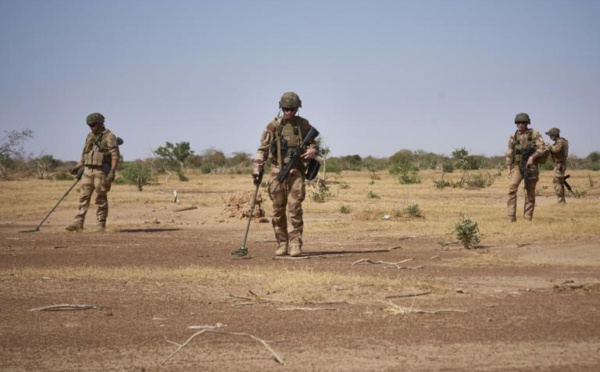 Enfouies dans la brousse du Sahel, les mines meurtrières du jihad