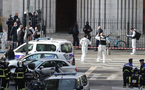 L’attaque au couteau à Nice fait au moins trois morts