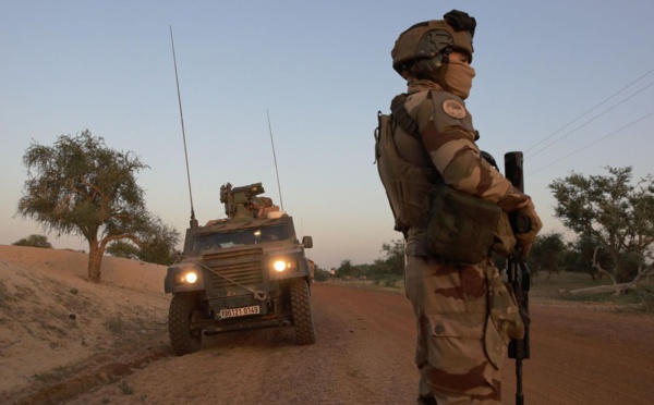 MALI : des militaires de Barkhane frappés par une voiture piégée, plusieurs blessés