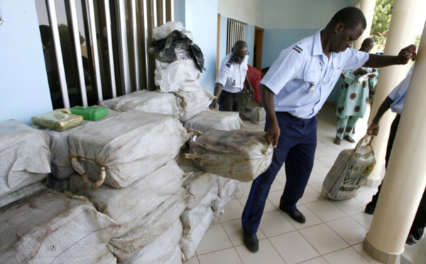 Au Sénégal, saisie record de 300 kg de cocaïne venant du Mali, 24 milliards FCFA en valeur