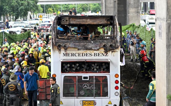 Thaïlande - L’incendie d’un autocar transportant des enfants fait au moins 23 morts