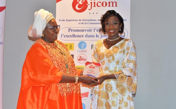 Prix journalisme d’E-jicom 2024 : Yaye Awa Niang, lauréate du Grand Prix